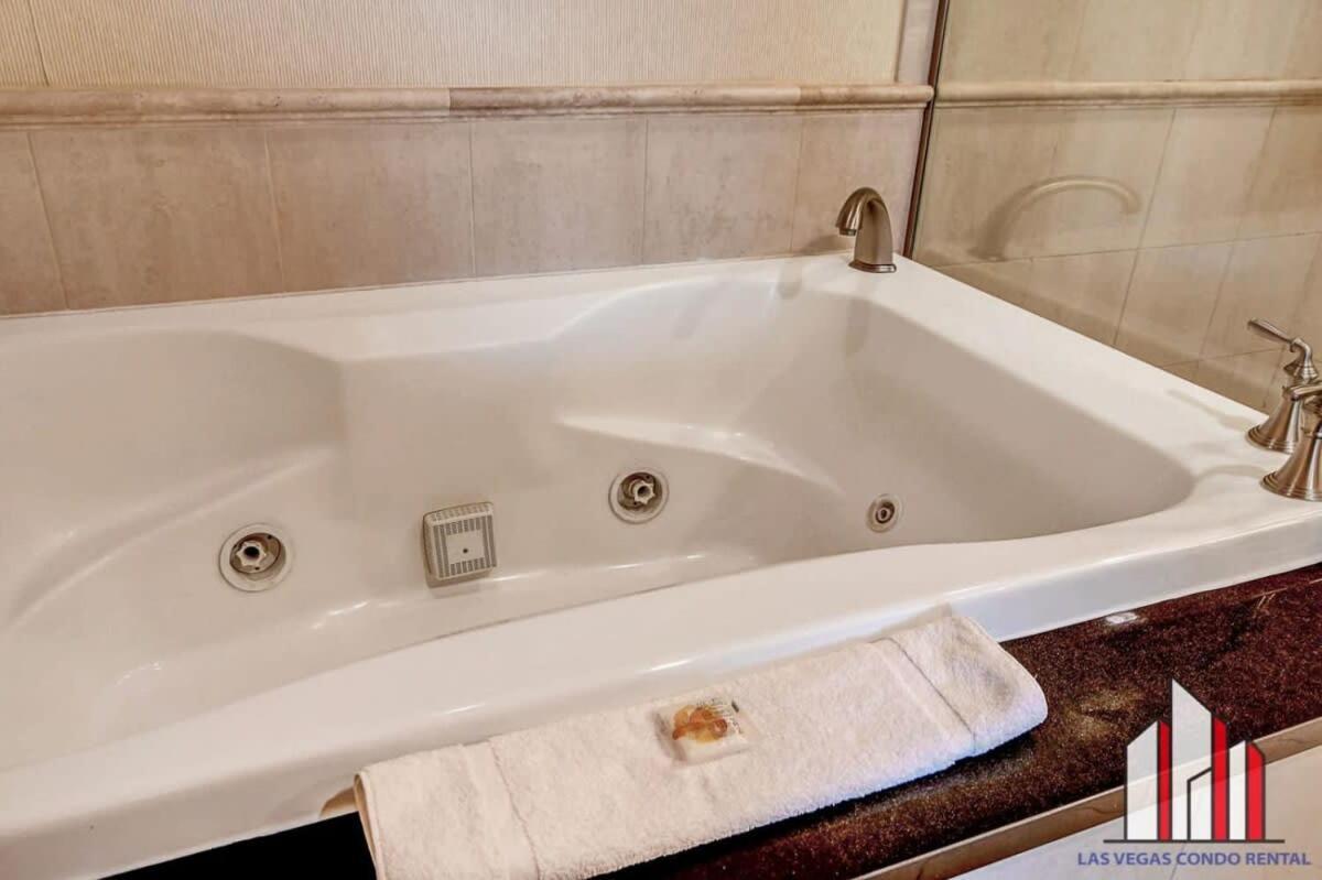 Mgm Signature-11-604 Jacuzzi Studio Las Vegas Buitenkant foto